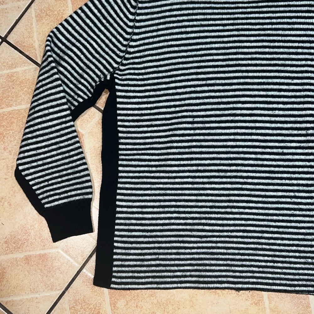 Striped Black and White Crewneck Sweater - Picture 2 of 6